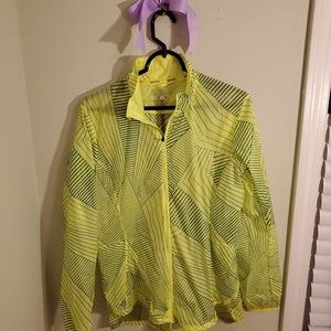 Brooks run happy waterproof shell